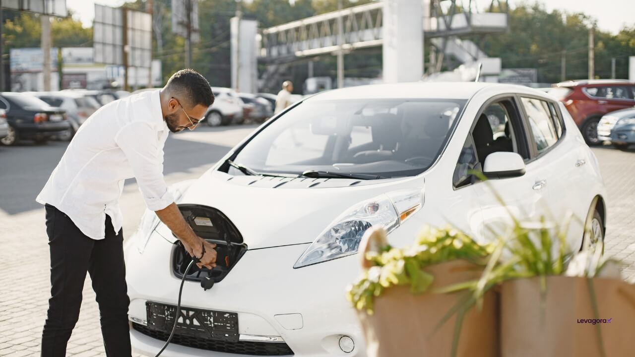 Por que os carros elétricos estão em alta