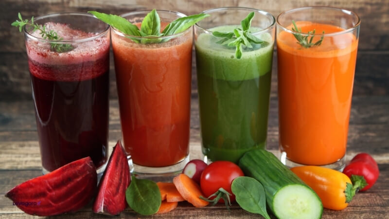 Sucos naturais com ingredientes estimulantes