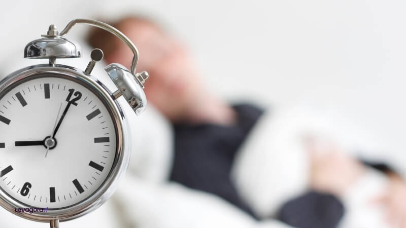 Rotina de sono e exercícios bases para ter energia sem suplementos