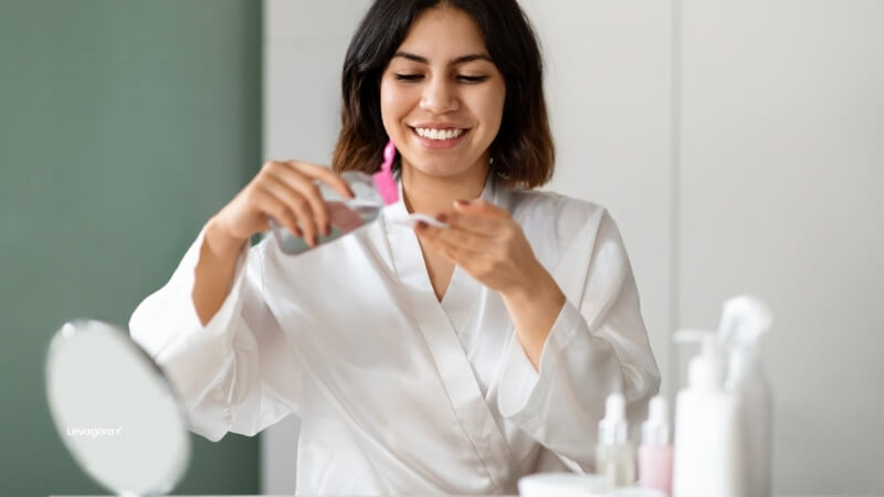 Água micelar no skincare por que incluir na sua rotina
