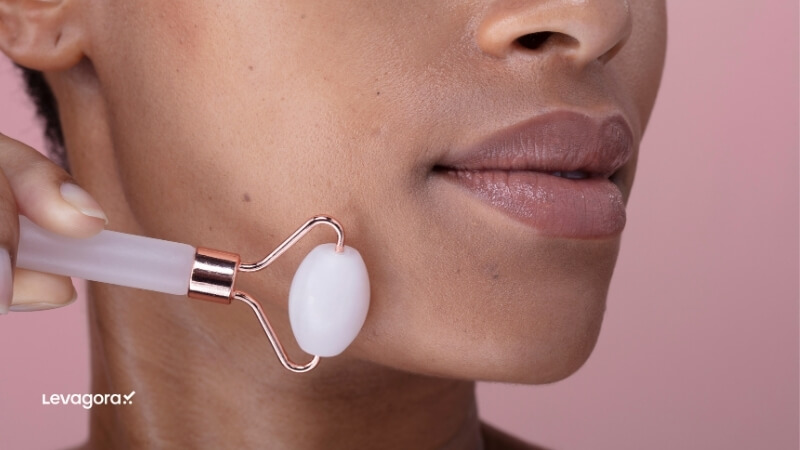 Benefícios do rolo de massagem facial para a pele
