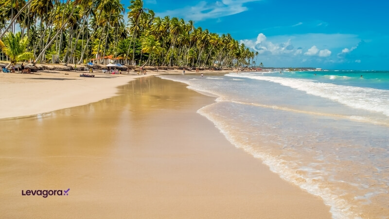 Por que explorar as praias do Brasil é um excelente destino de verão