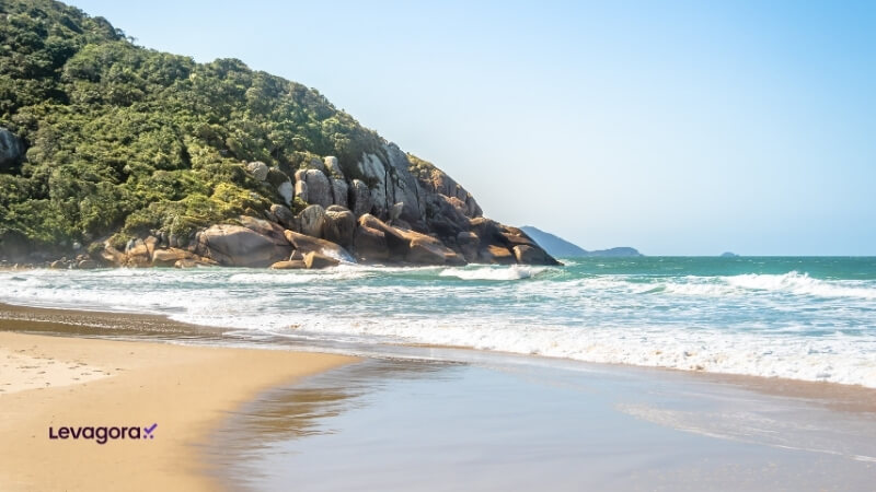 Praia da Lagoinha do Leste (Santa Catarina)