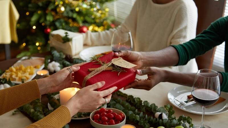 Economizar nos presentes de Natal planejamento é tudo